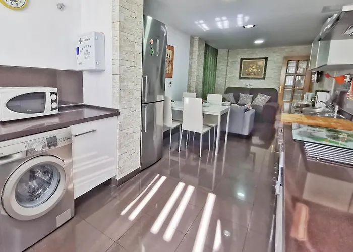 Neptuno Apartment: Sun, Beach And Relax In Huelin